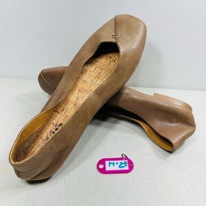 KORKS Padilla Ballet Flat Leather 7.5 M  Black Square Toe Comfort Shoes